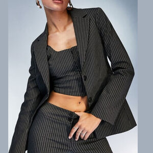 ASOS Design Pinstripe Blazer Women’s Size 8 Tall Gray White Fitted NWT Office